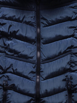 Granatowa długa pikowana w jodełkę wyszczuplająca kurtka płaszczyk z kapturem