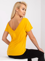 Żółta, gładka bluzka, top basic, t-shirt z dekoltem V z tyłu